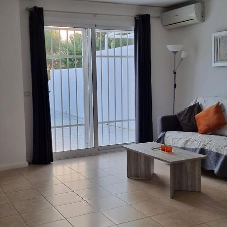 Immaculate And Modern 1 Bedroomed Apartment Denia Luaran gambar