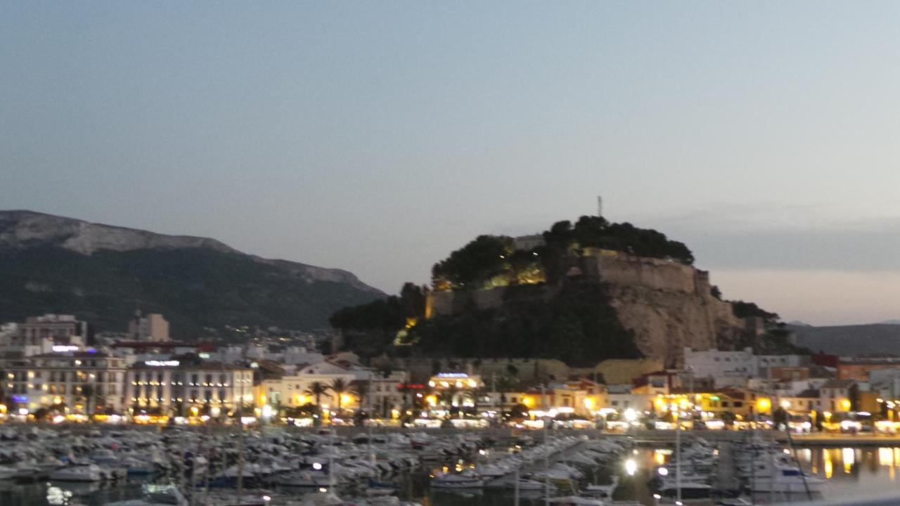 Immaculate And Modern 1 Bedroomed Apartment Denia Luaran gambar