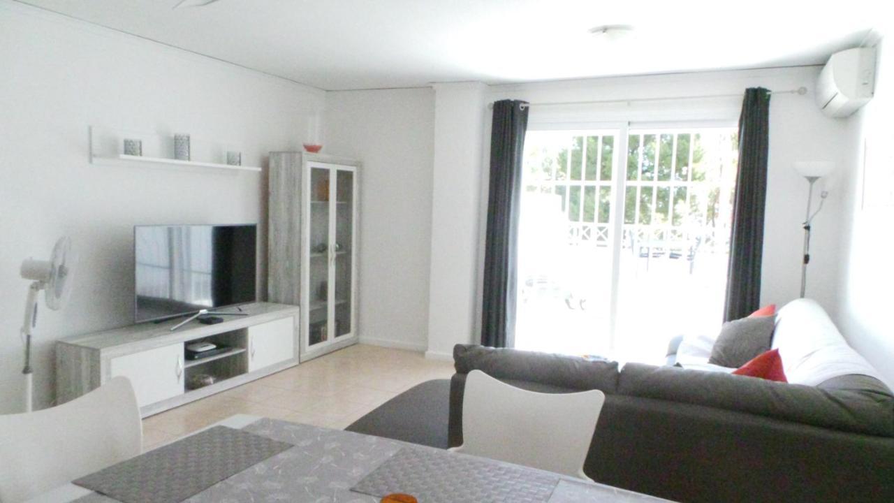 Immaculate And Modern 1 Bedroomed Apartment Denia Luaran gambar