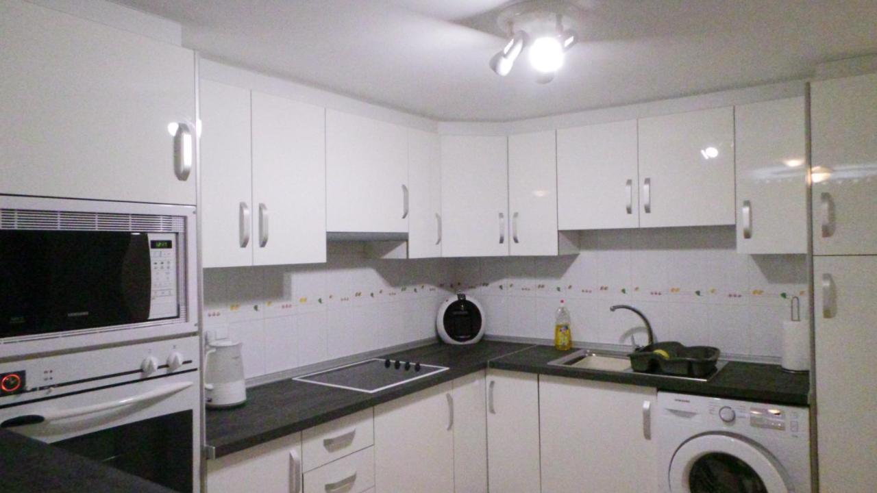 Immaculate And Modern 1 Bedroomed Apartment Denia Luaran gambar