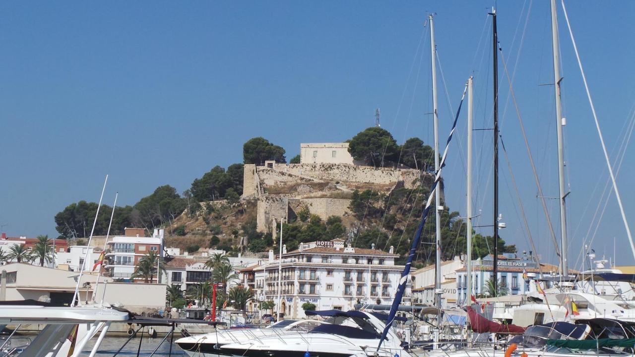 Immaculate And Modern 1 Bedroomed Apartment Denia Luaran gambar